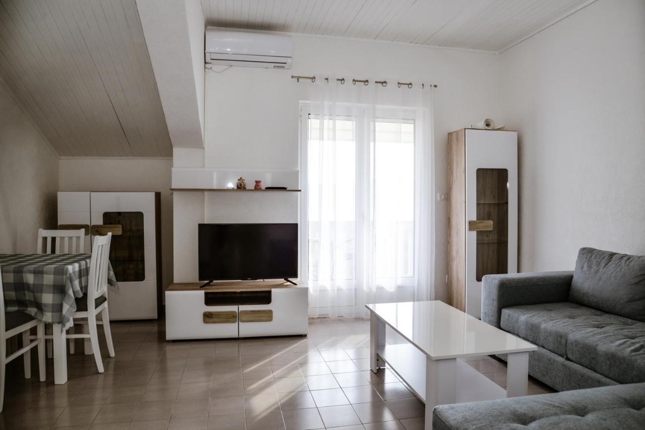 Iker Apartments Tivat Dış mekan fotoğraf