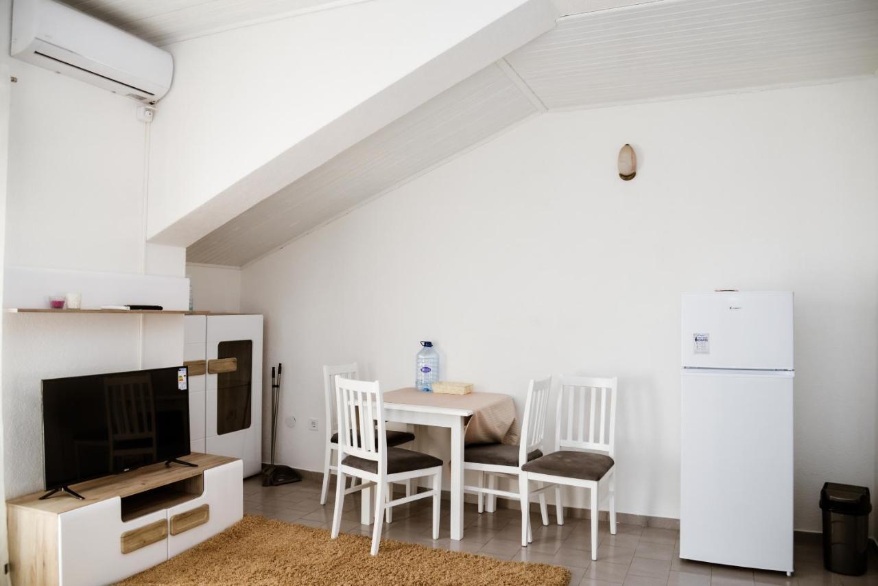 Iker Apartments Tivat Dış mekan fotoğraf