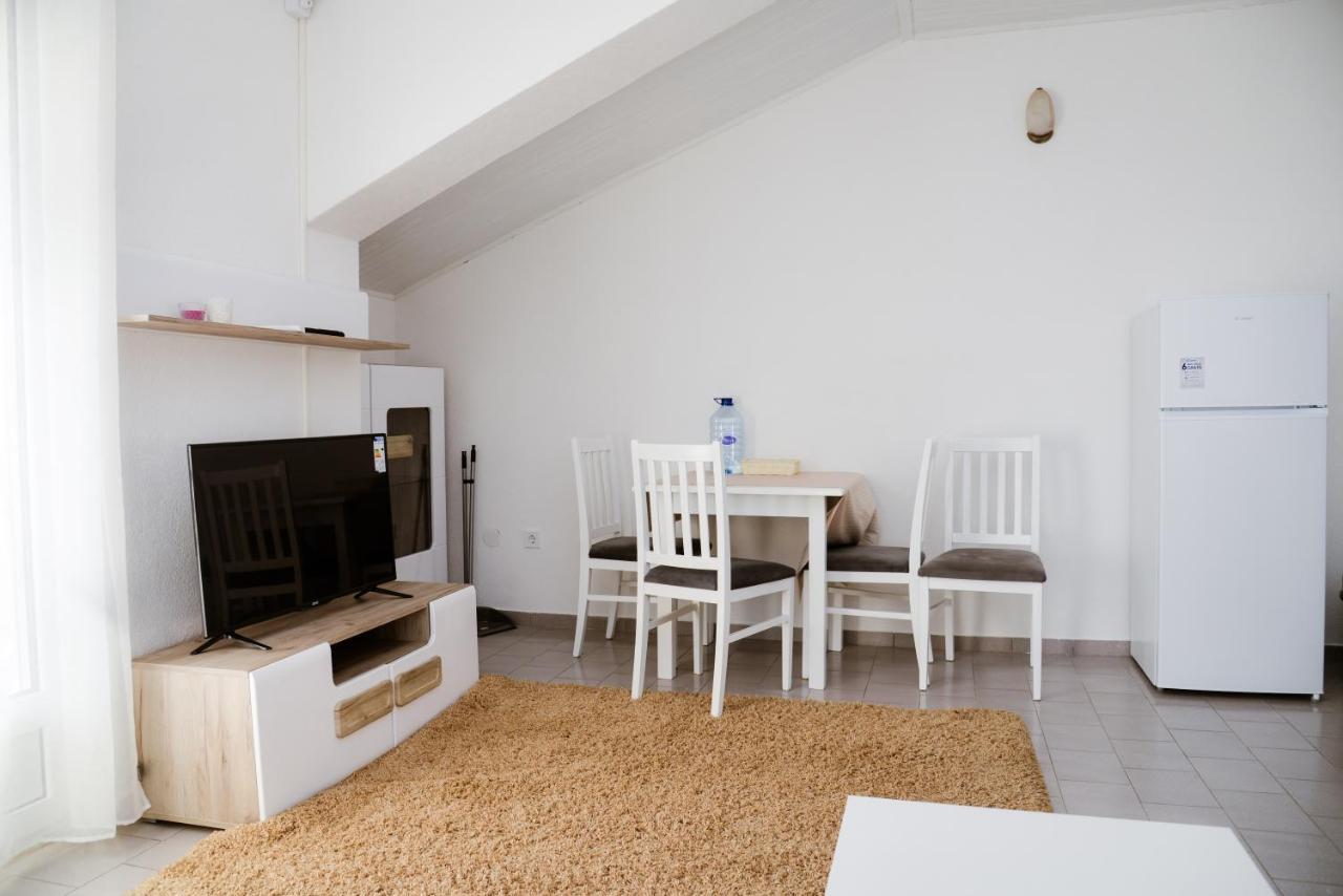 Iker Apartments Tivat Dış mekan fotoğraf