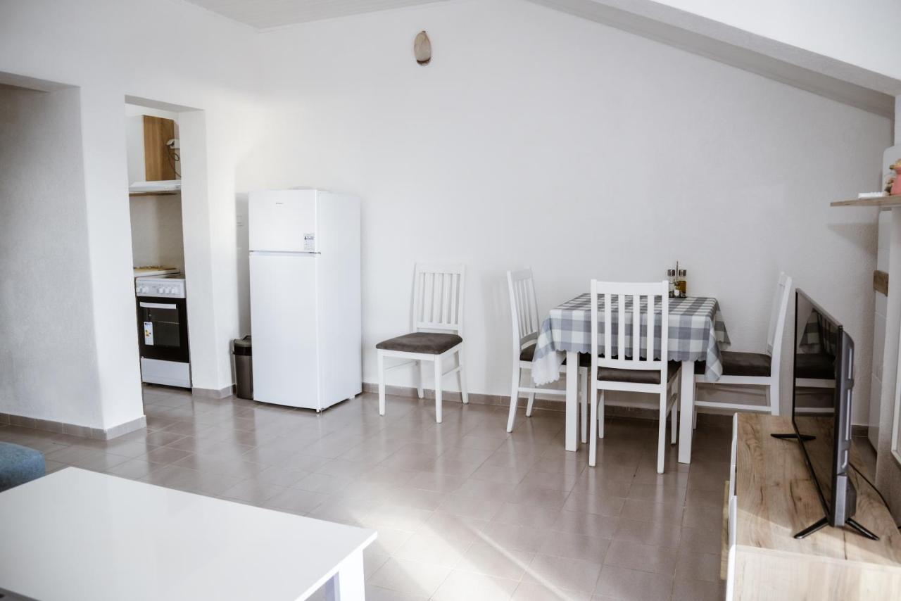 Iker Apartments Tivat Dış mekan fotoğraf