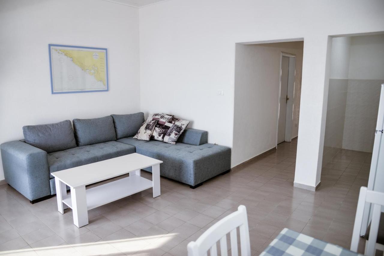 Iker Apartments Tivat Dış mekan fotoğraf
